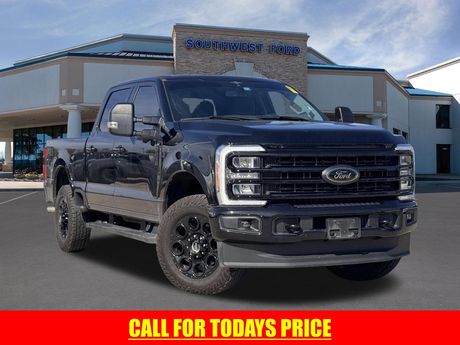 Used 2023 Ford F250 XLT w/ Black Appearance Package