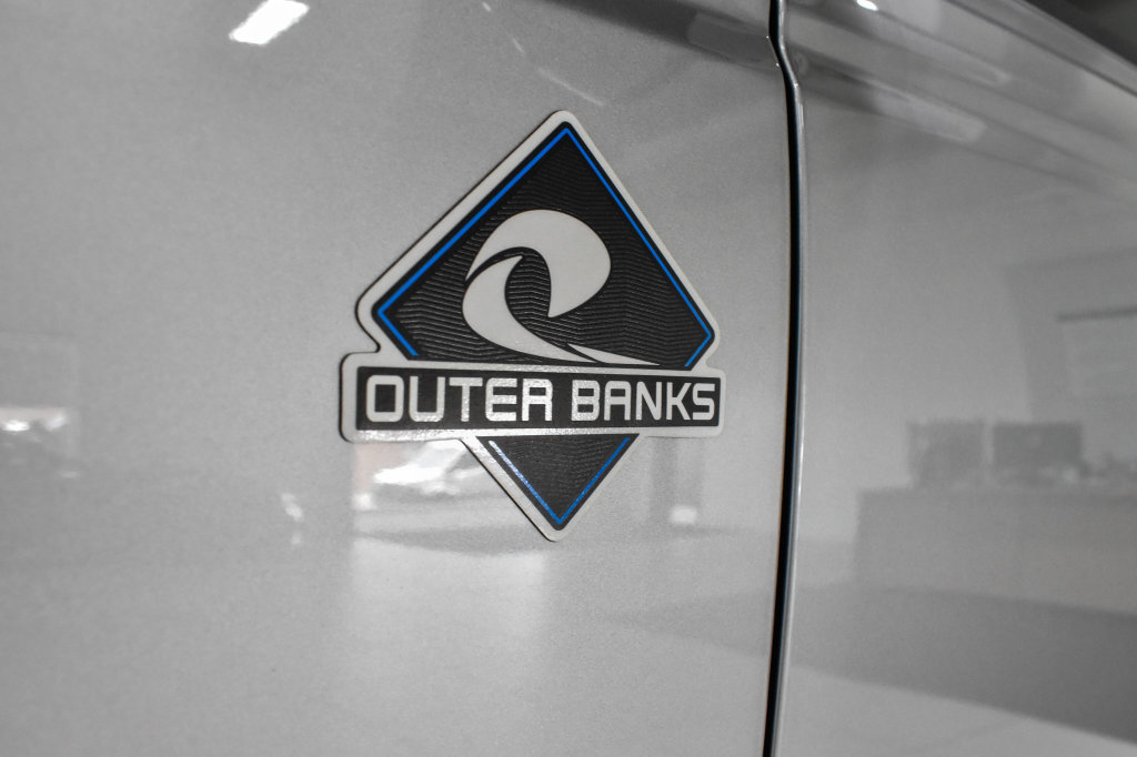 Used 2023 Ford Bronco Outer Banks AWD/4WD image 12
