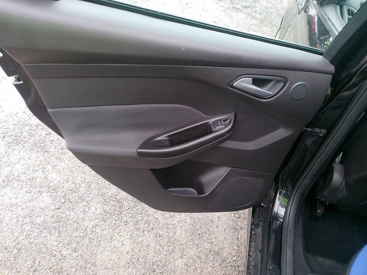 Used 2013 Ford Focus ST FWD image 40