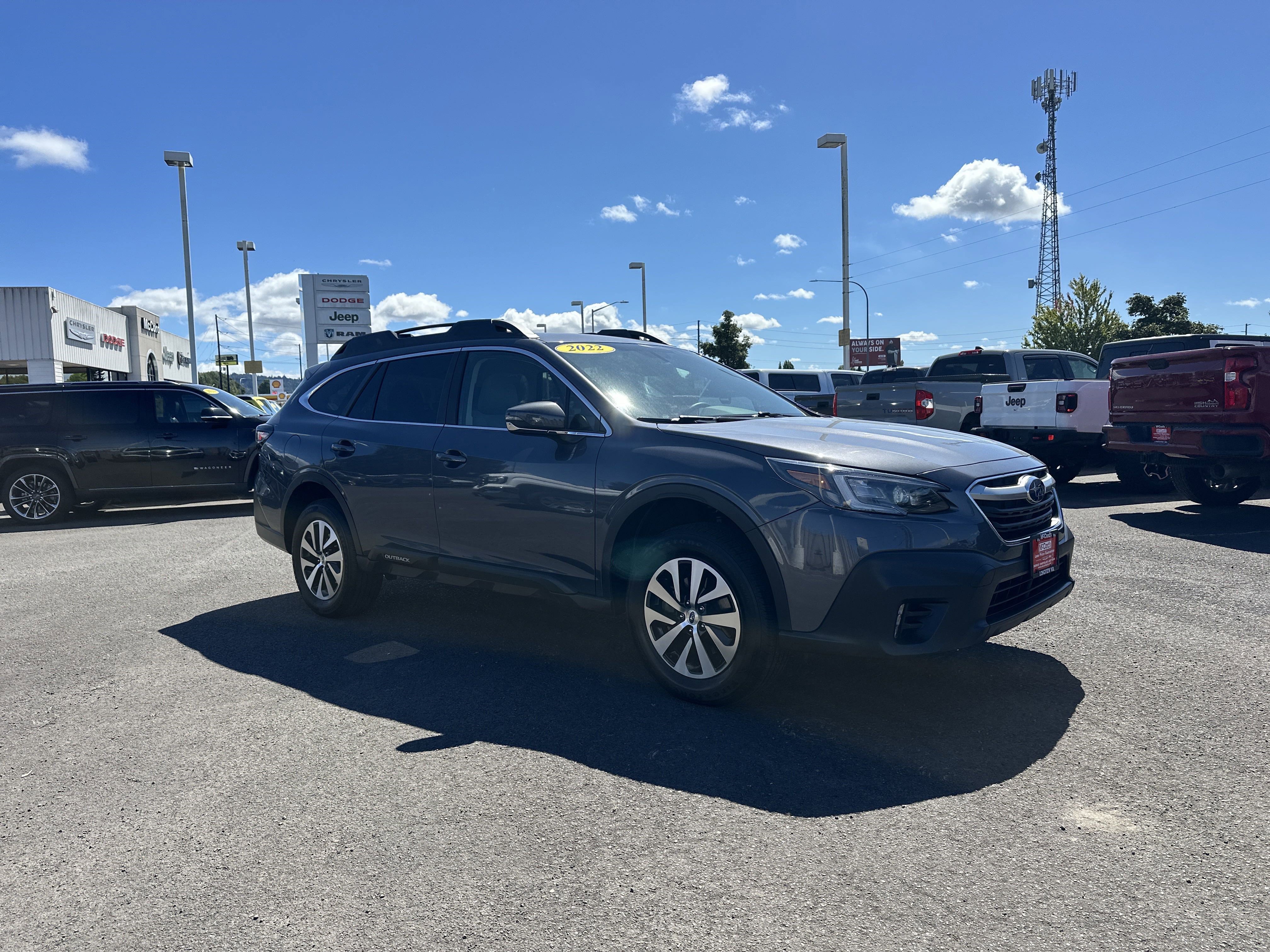 Used 2022 Subaru Outback Premium AWD/4WD image 7