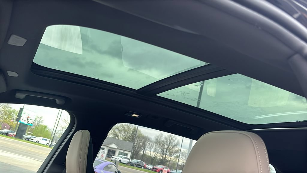 New 2026 Volvo XC90 B6 Plus AWD/4WD image 11