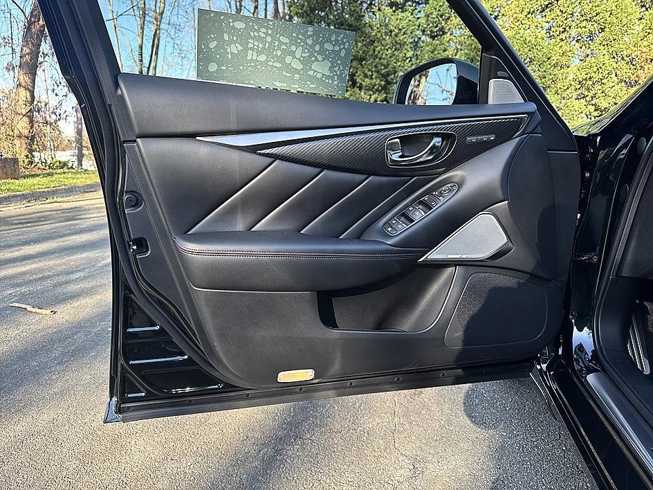 Used 2023 INFINITI Q50 Red Sport 400 w/ Black Opal Edition image 9