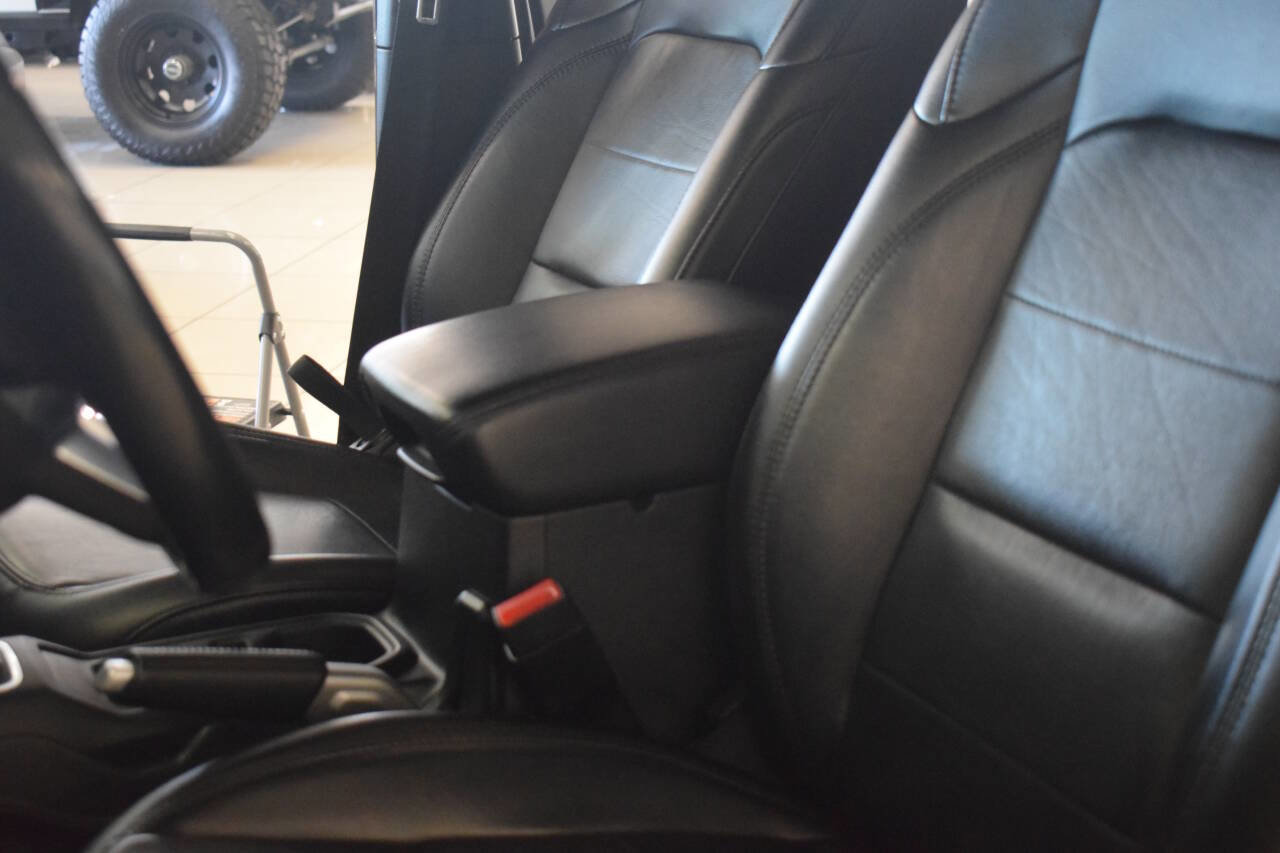 Used 2020 Jeep Wrangler Unlimited Sahara image 67