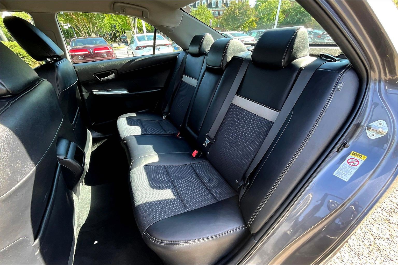 Used 2013 Toyota Camry SE FWD image 25