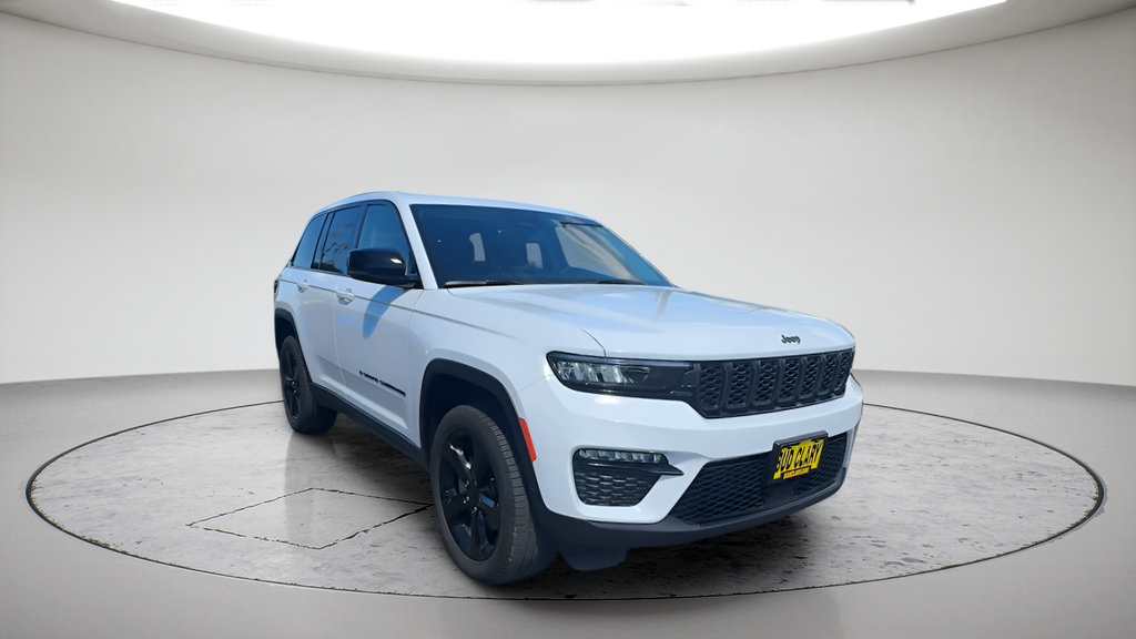 Used 2023 Jeep Grand Cherokee Limited w/ Black Appearance Package