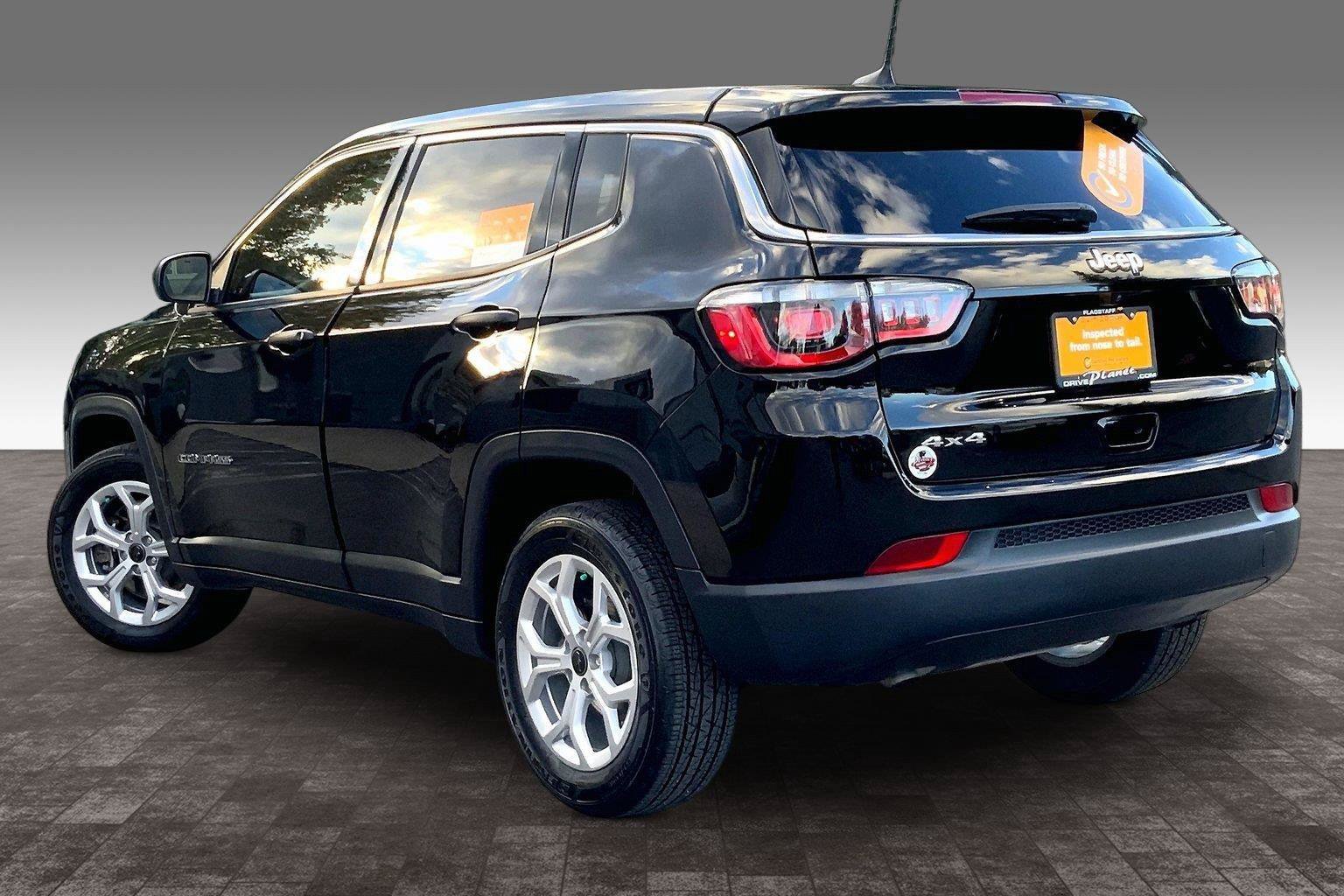 Certified 2025 Jeep Compass Sport AWD/4WD image 11