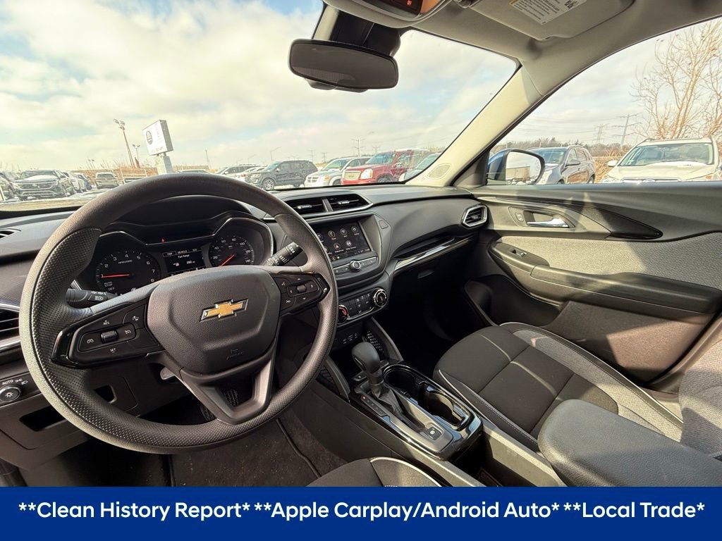 Used 2023 Chevrolet TrailBlazer LT image 2