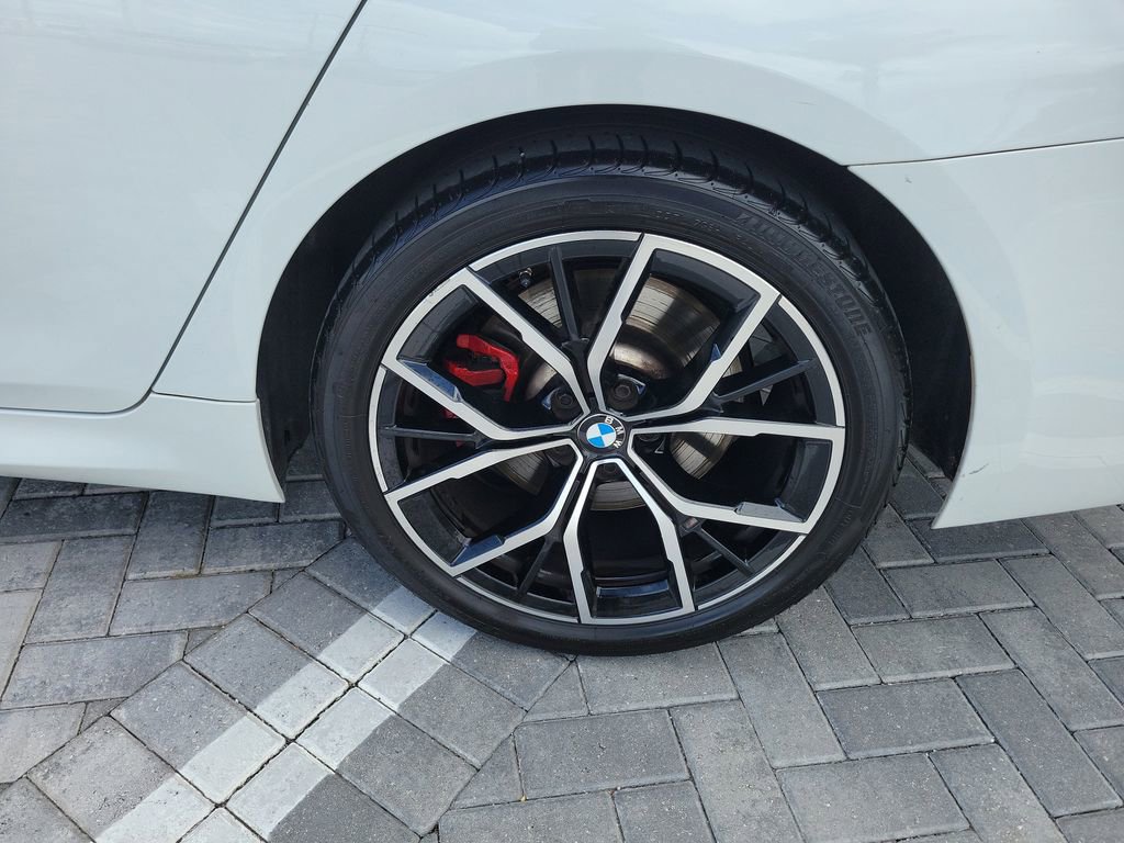 Used 2023 BMW 530i w/ M Sport Package RWD image 13