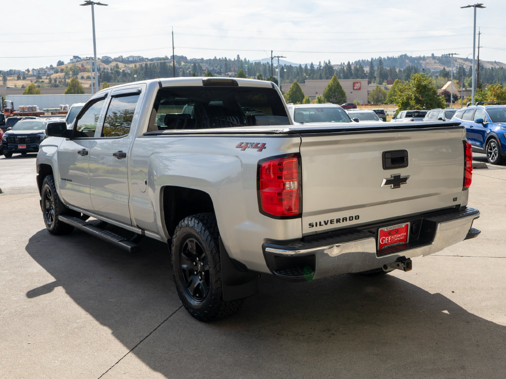 Used 2018 Chevrolet Silverado 1500 LT w/ Trailering Package AWD/4WD image 5
