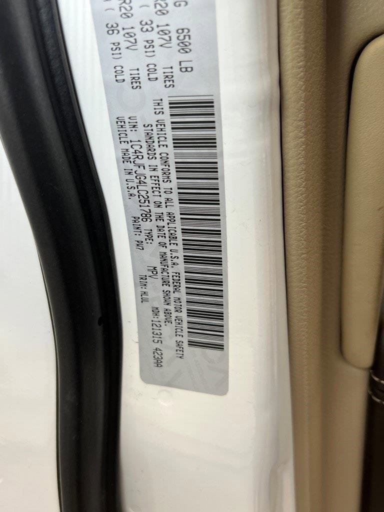 Used 2020 Jeep Grand Cherokee Summit w/ Platinum Series Group image 46