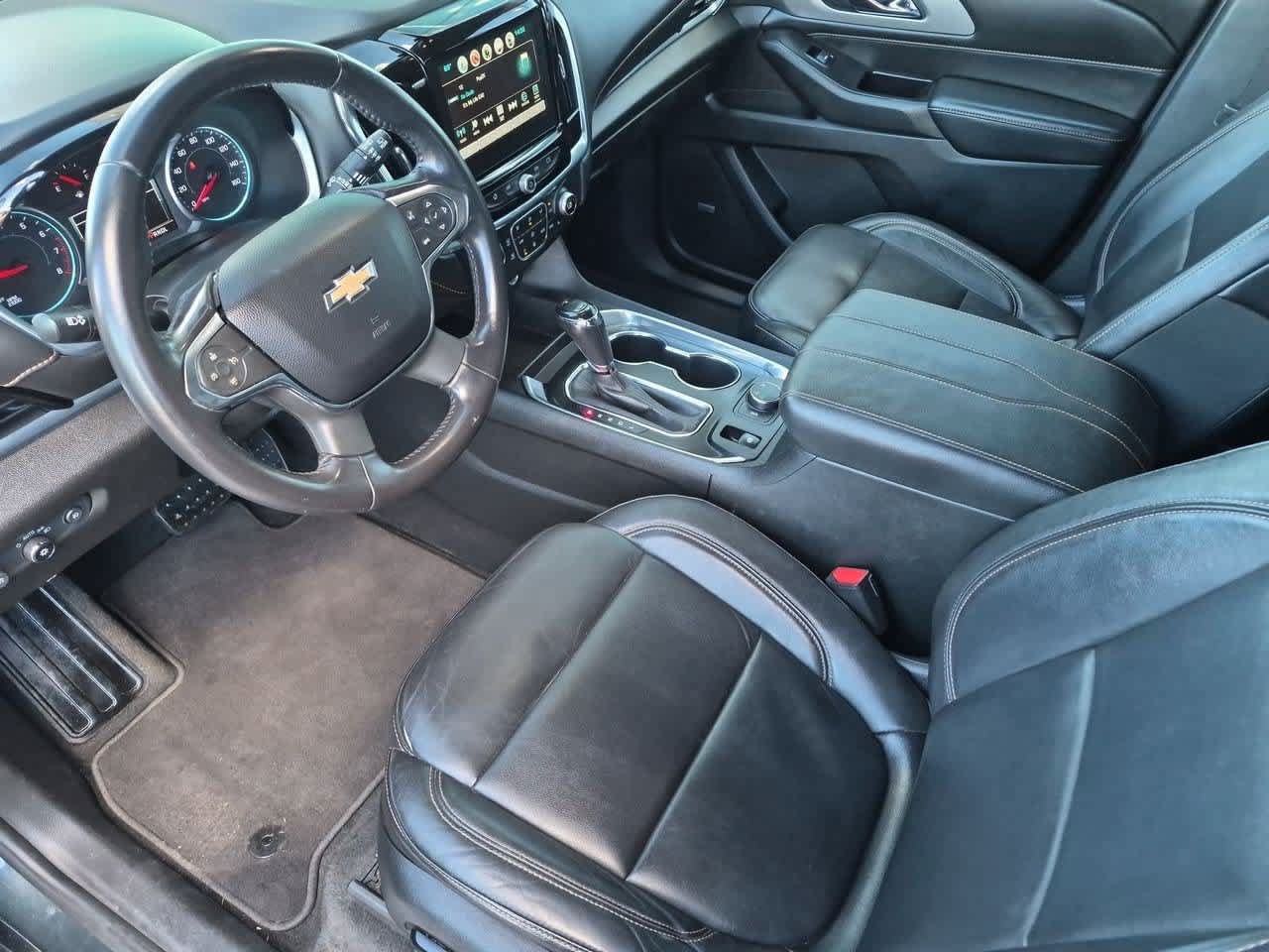 Used 2018 Chevrolet Traverse LT AWD/4WD image 2