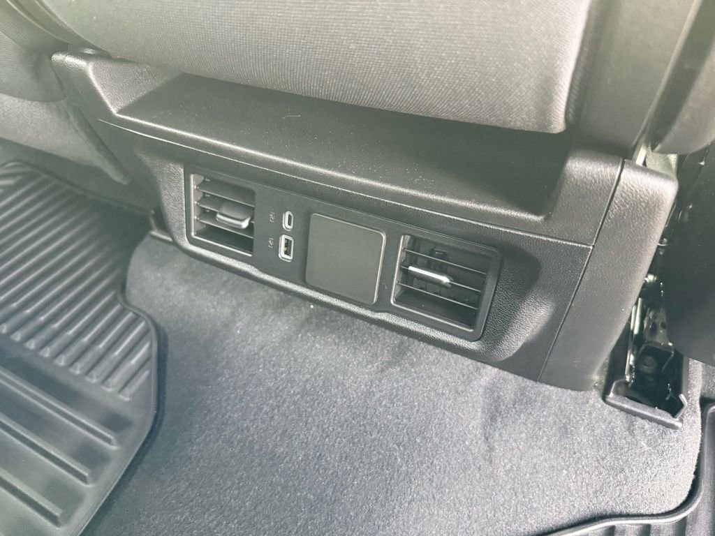 Certified 2026 Chevrolet Silverado 1500 Custom image 19