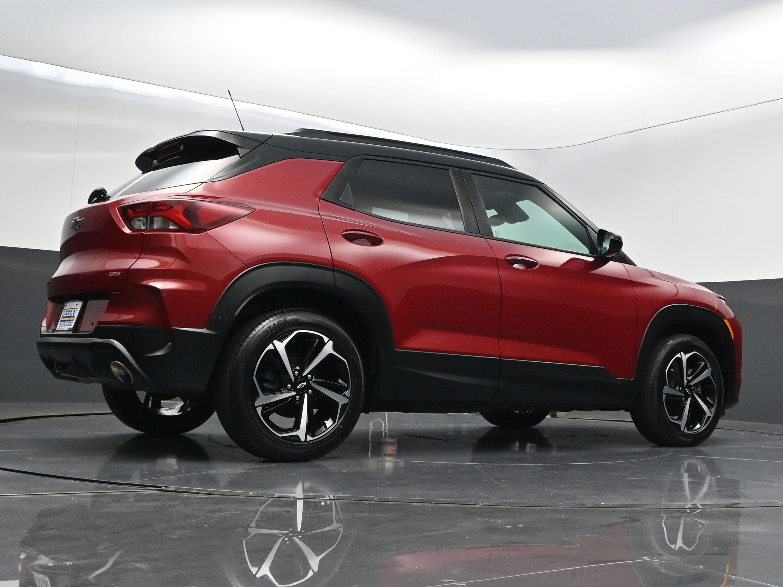 Certified 2021 Chevrolet TrailBlazer RS w/ Sun and Liftgate Package FWD image 49