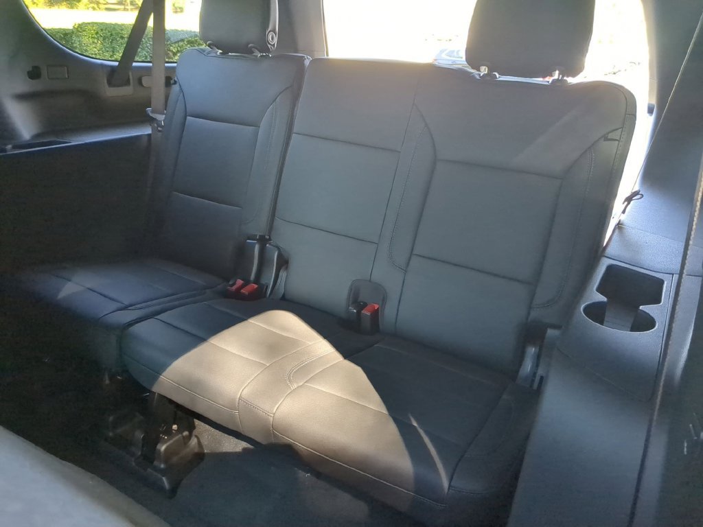 New 2027 Chevrolet Suburban LT w/ Comfort Package AWD/4WD image 34