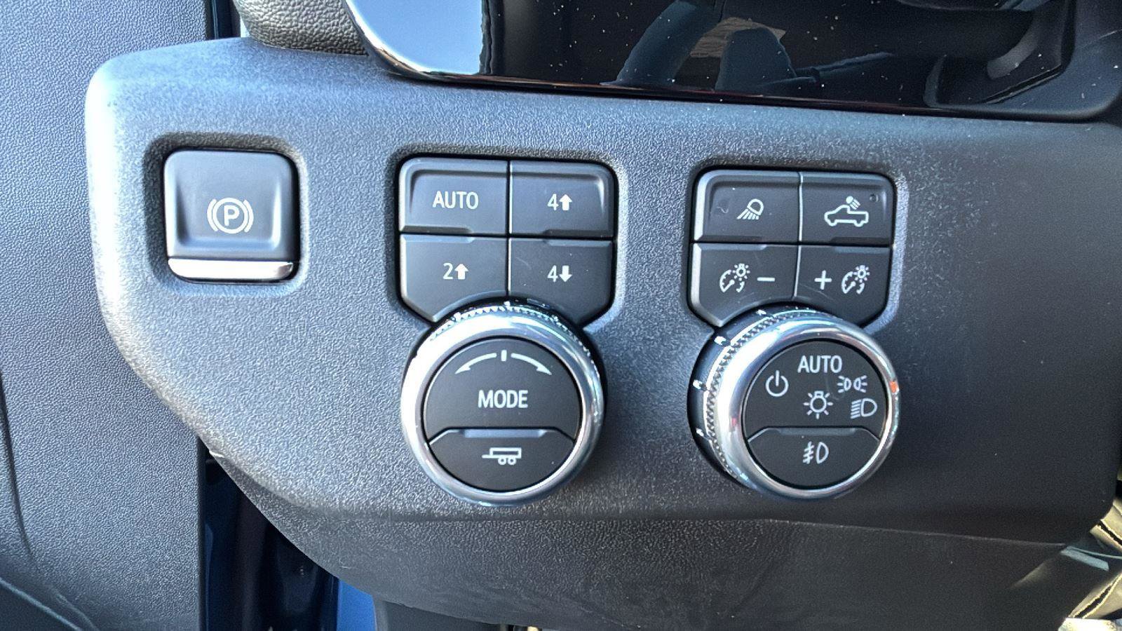 New 2026 GMC Sierra 1500 Elevation w/ Elevation Premium Package image 13