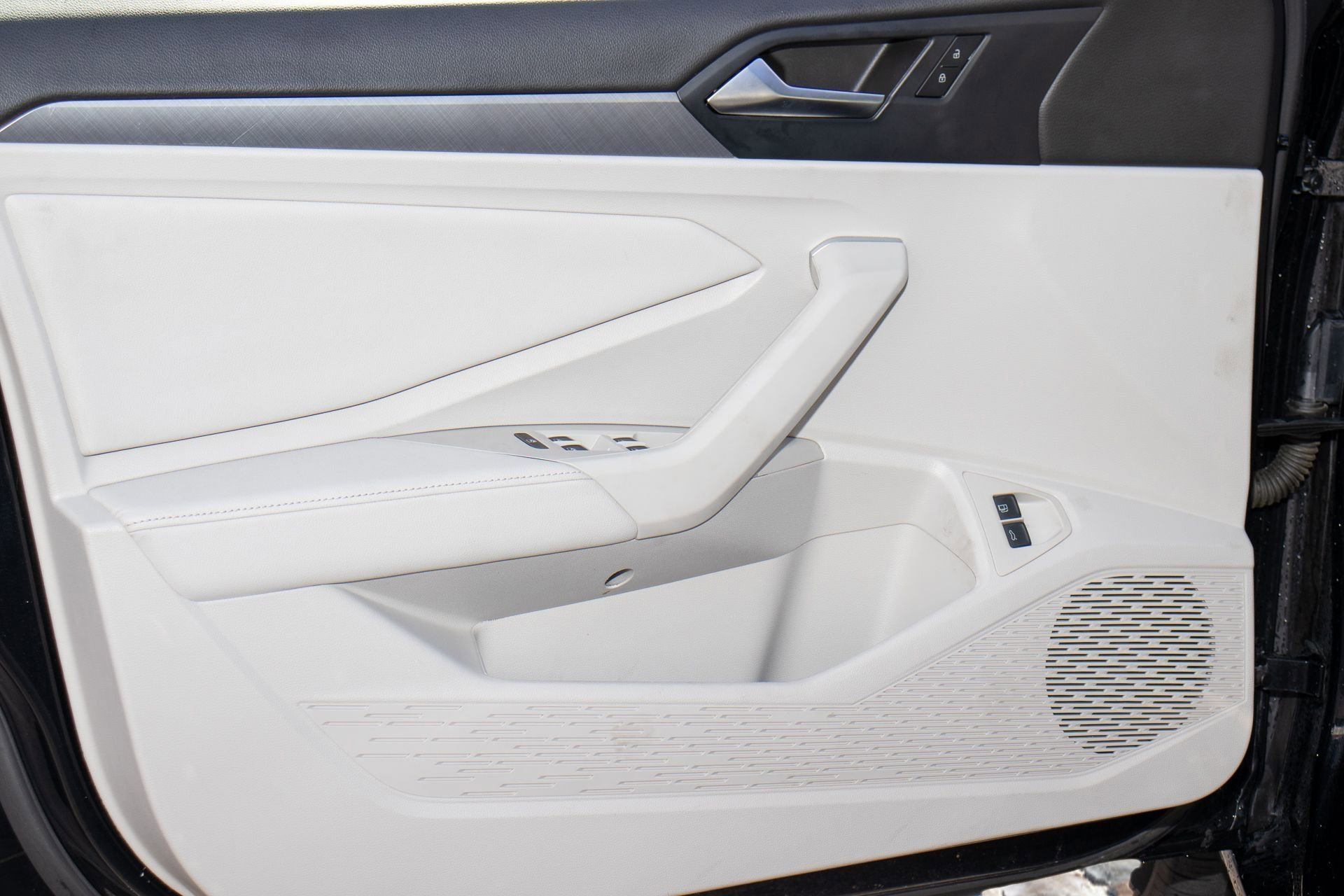 Used 2023 Volkswagen Jetta SE image 10