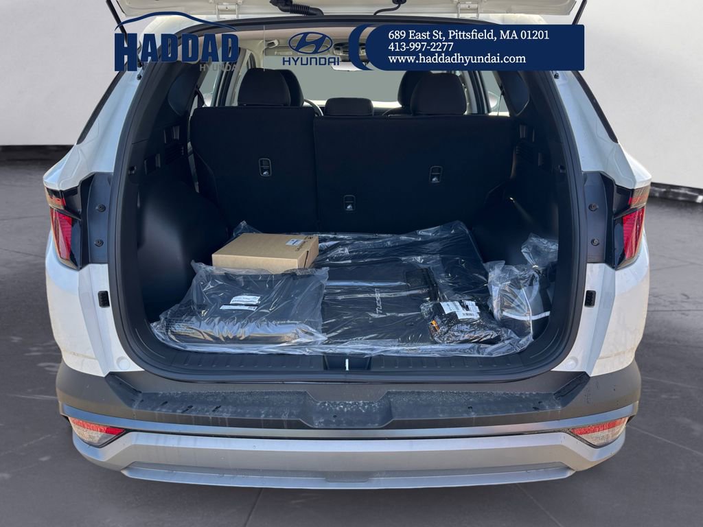 New 2025 Hyundai Tucson SE image 18