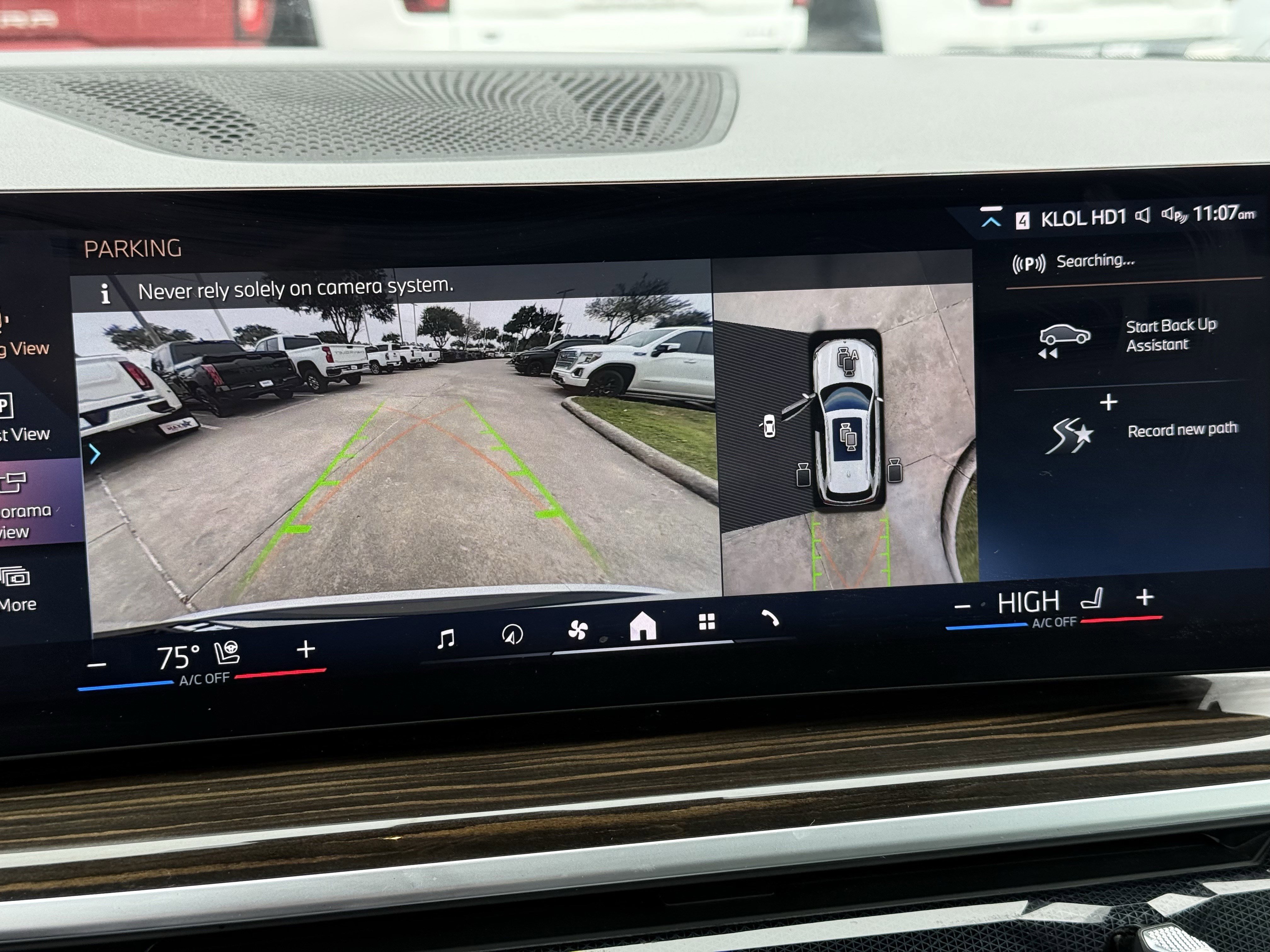 Used 2024 BMW X5 xDrive50e image 21