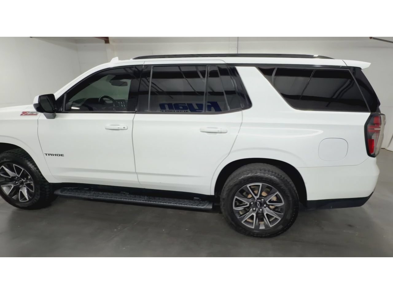 Used 2021 Chevrolet Tahoe Z71 AWD/4WD image 6