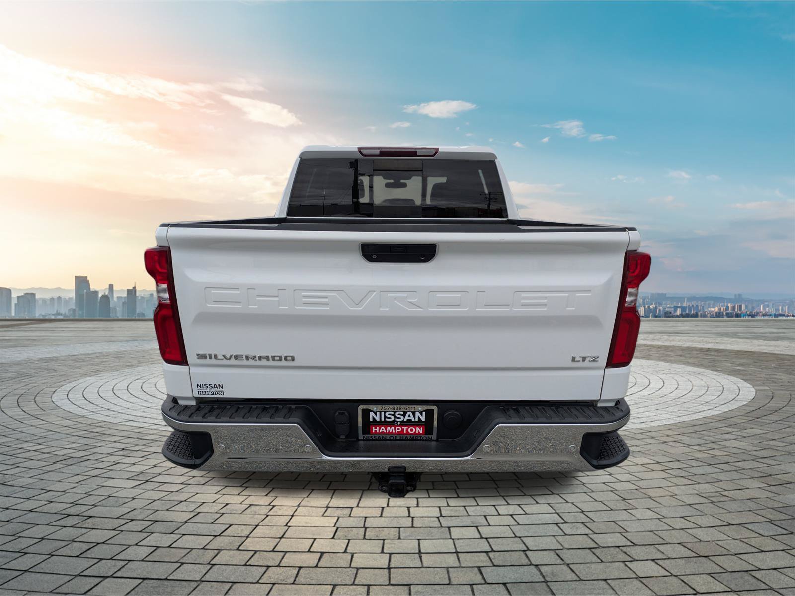 Used 2021 Chevrolet Silverado 1500 LTZ w/ LTZ Convenience Package II AWD/4WD image 6