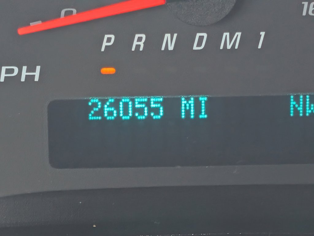 Used 2025 Chevrolet Express 3500 LT w/ LT Preferred Equipment Group RWD image 18