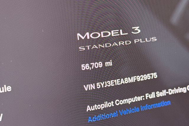 Used 2021 Tesla Model 3 Standard Range Plus RWD image 38