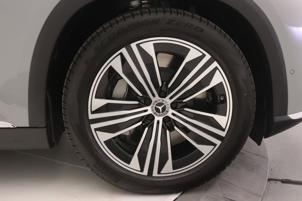 New 2026 Mercedes-Benz EQS 400 4MATIC SUV image 15