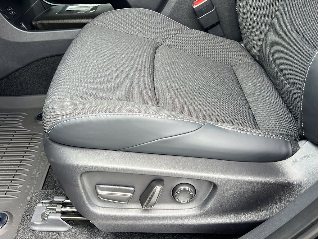 New 2026 Toyota C-HR AWD/4WD image 17