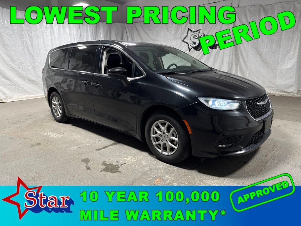 Used 2023 Chrysler Pacifica Touring-L