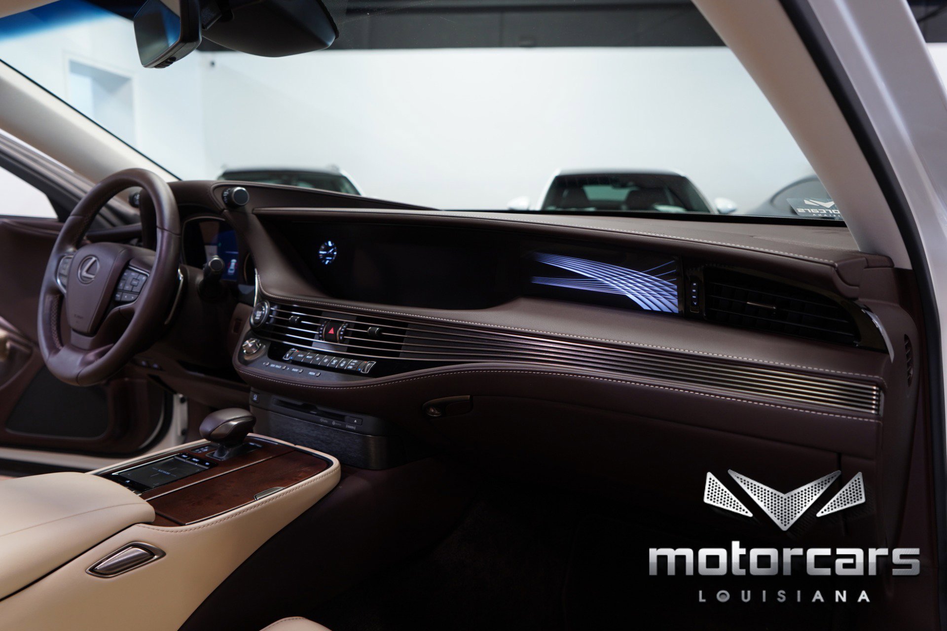 Used 2020 Lexus LS 500 w/ Accessory Package (Z2) RWD image 30