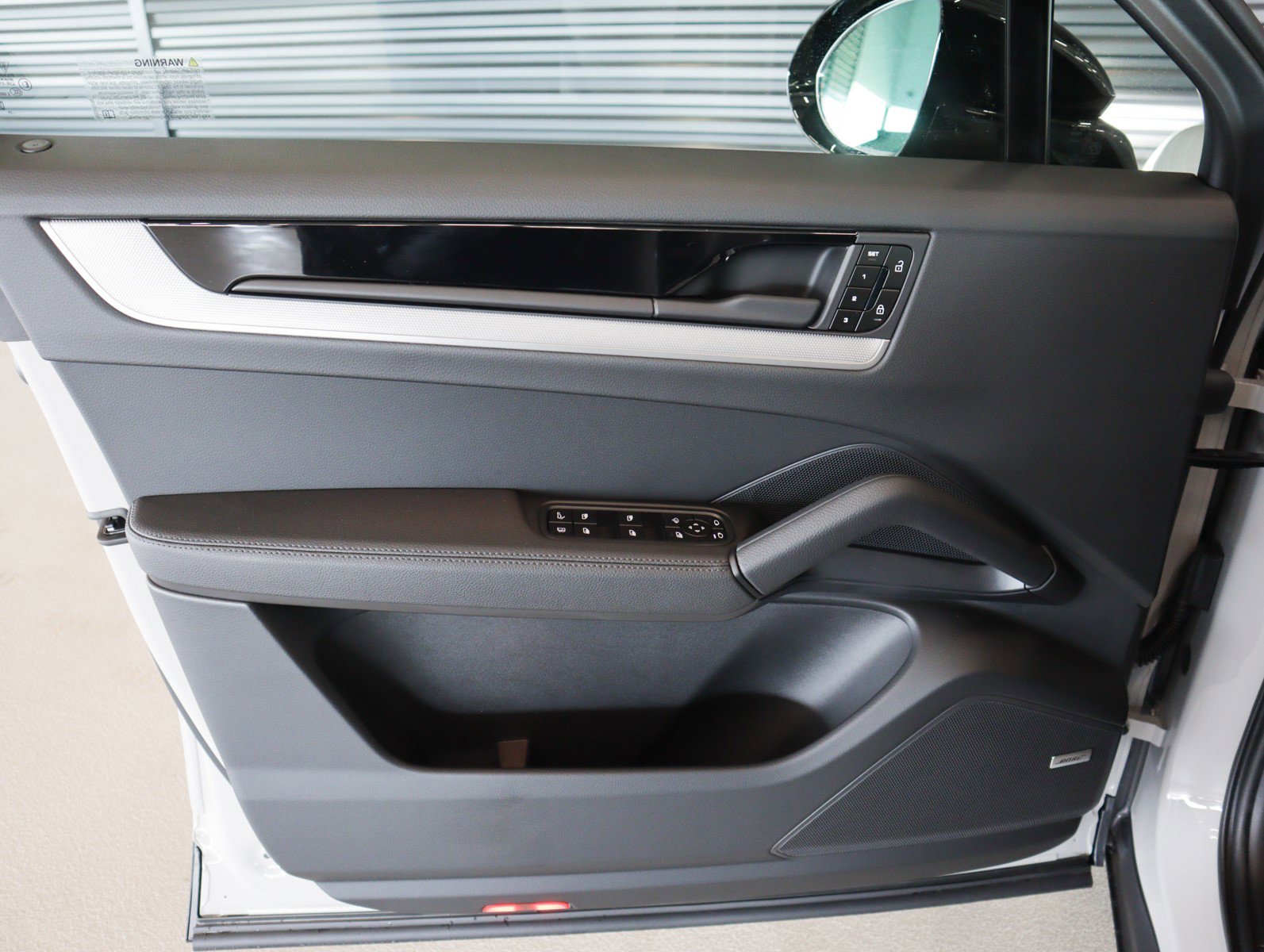 New 2026 Porsche Cayenne S image 25