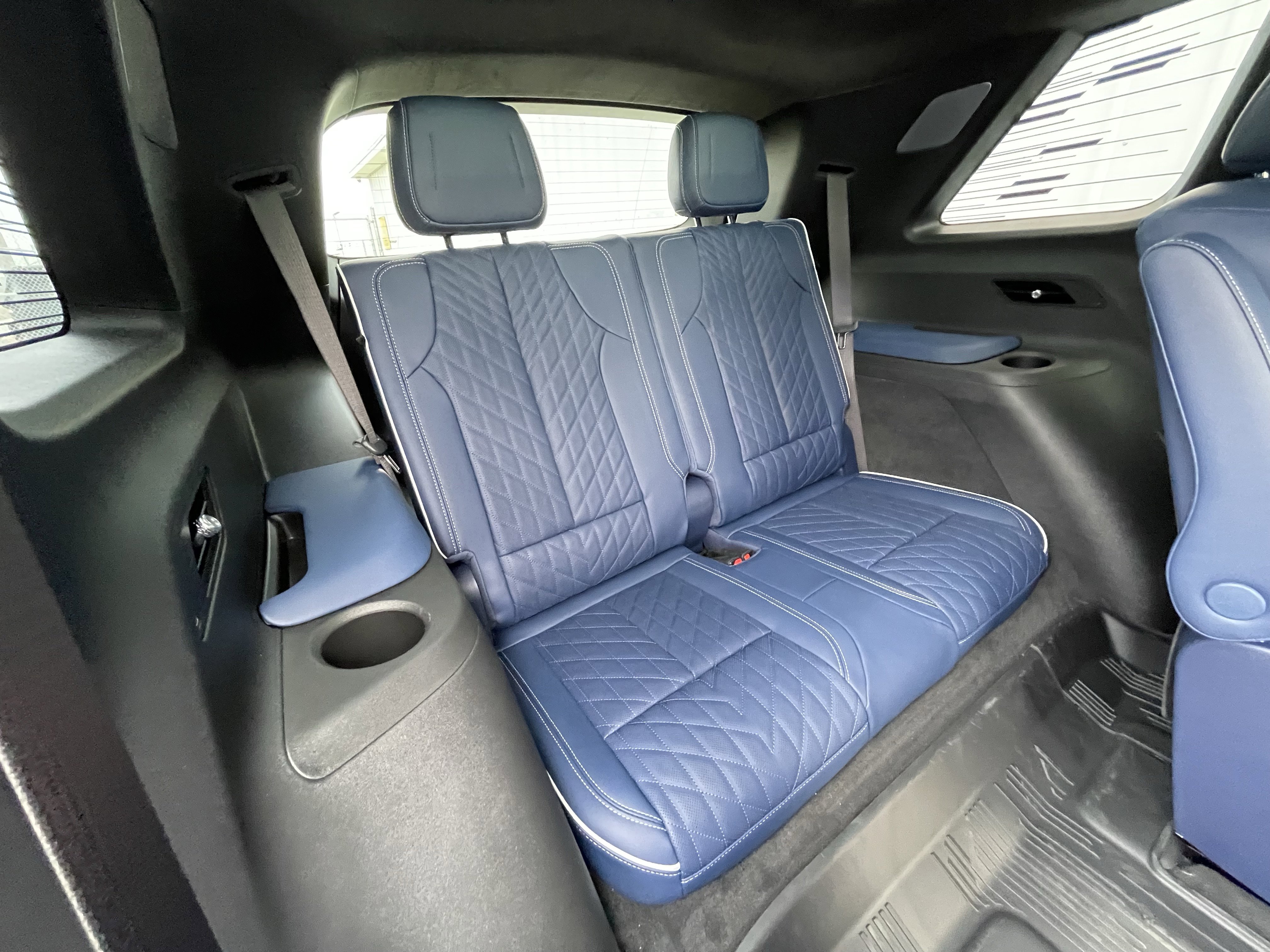 New 2026 Cadillac Vistiq Premium Luxury w/ LPO, Floor Liner Package image 12