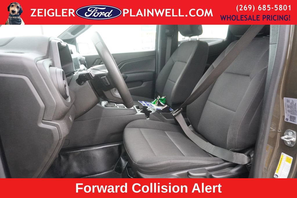 Used 2023 Chevrolet Colorado W/T image 17