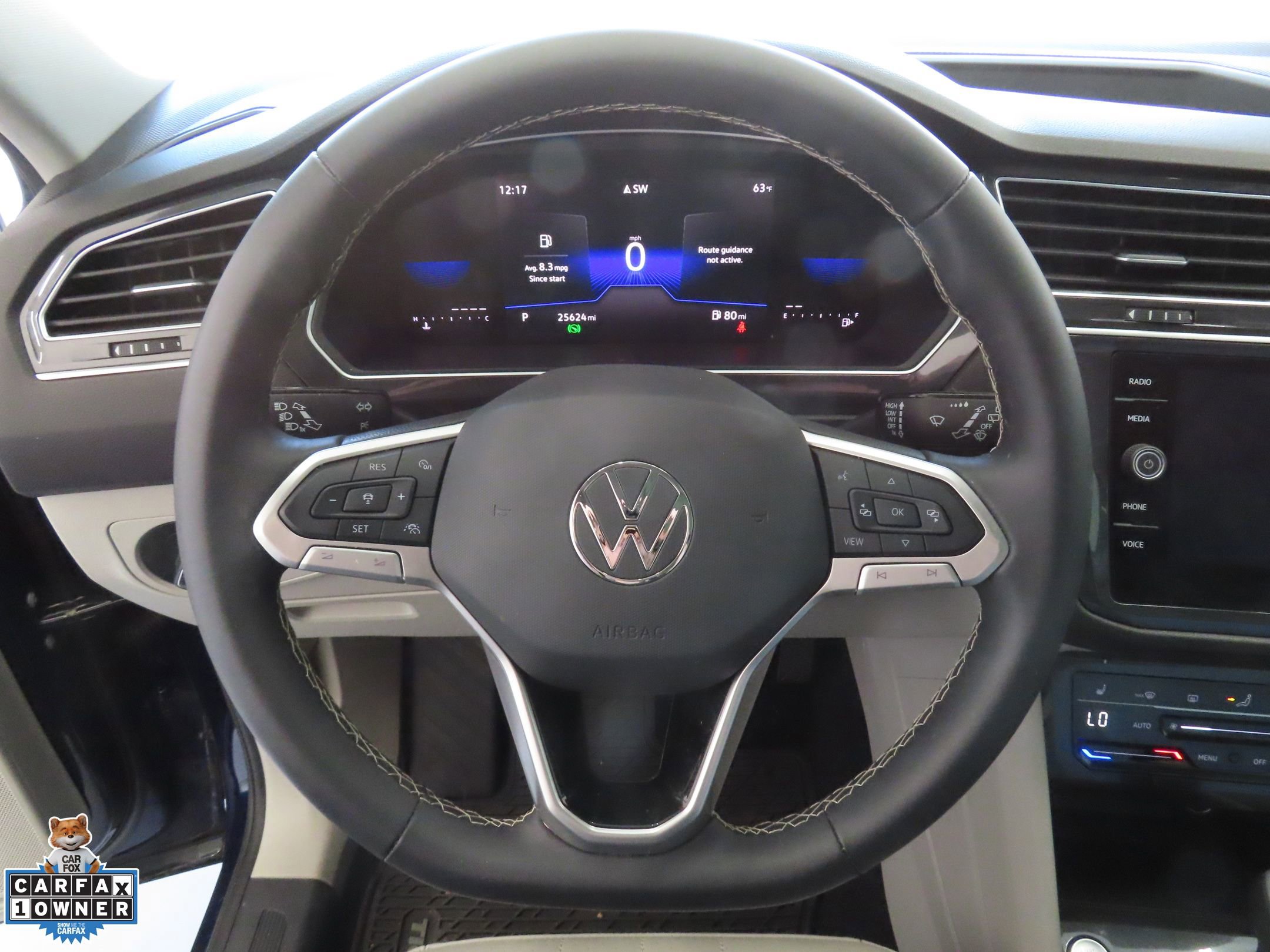 Certified 2024 Volkswagen Tiguan SE FWD image 15
