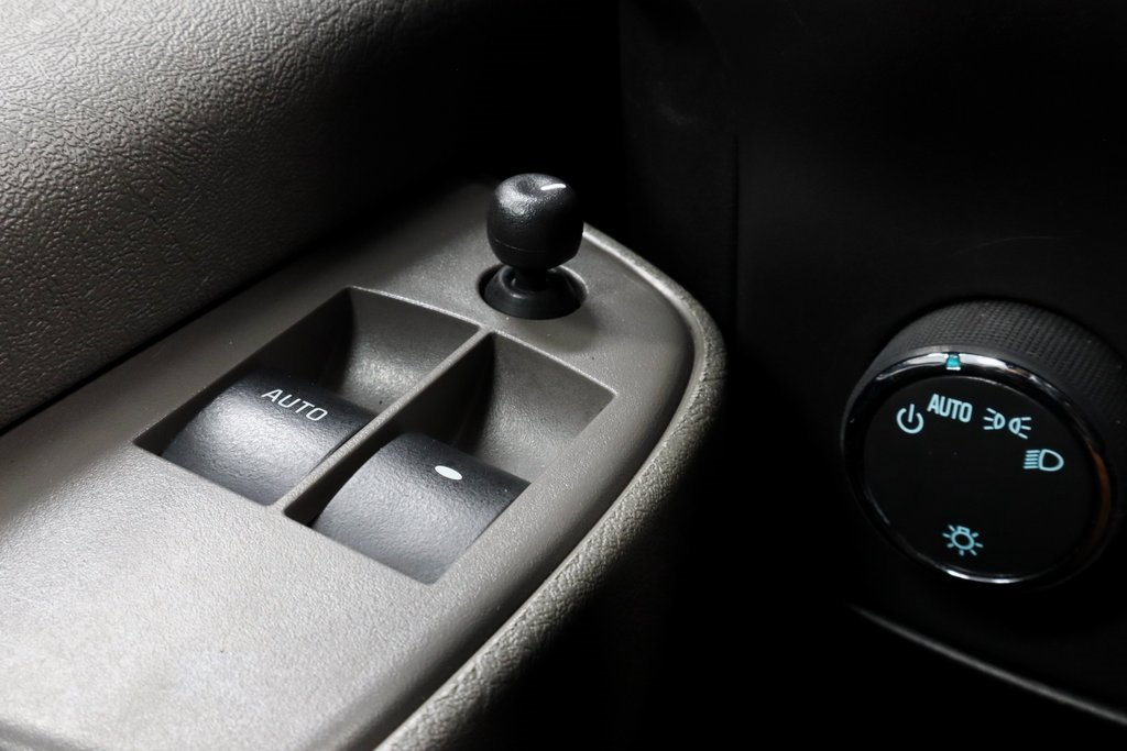 Used 2024 GMC Savana 2500 w/ Driver Convenience Package image 22