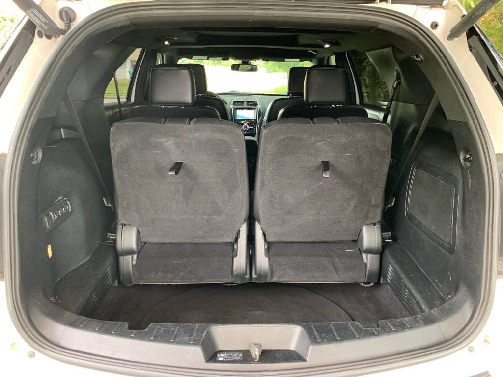 Used 2018 Ford Explorer Platinum image 11