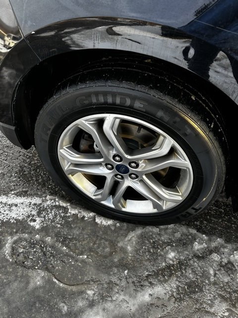 Used 2018 Ford Edge Titanium image 10