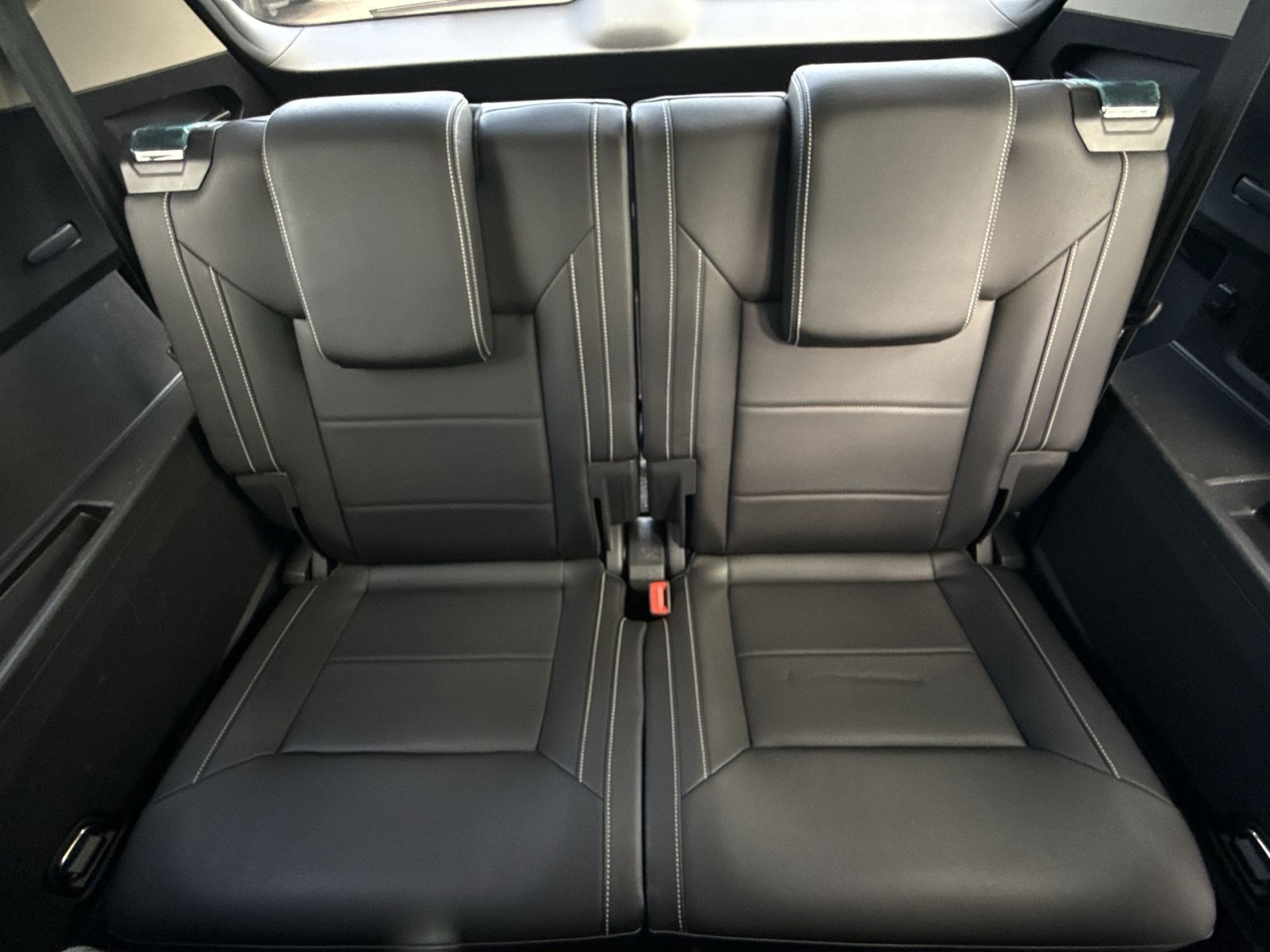 Used 2023 Volkswagen Atlas SEL AWD/4WD image 25