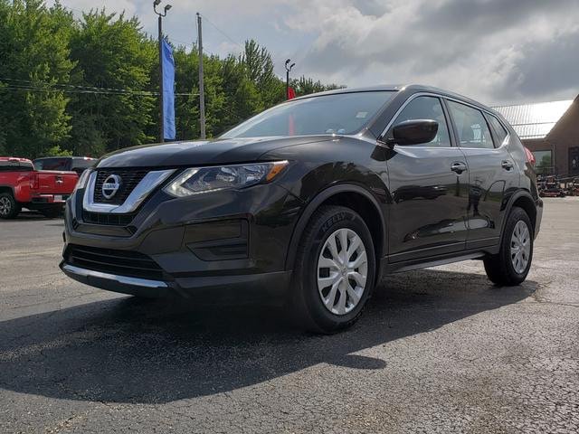 Used 2017 Nissan Rogue S AWD/4WD image 3