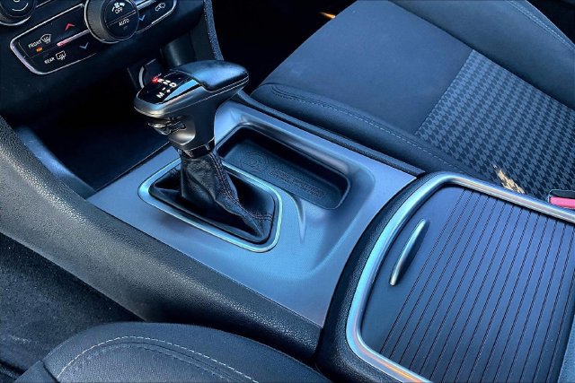 Used 2019 Dodge Charger R/T RWD image 18