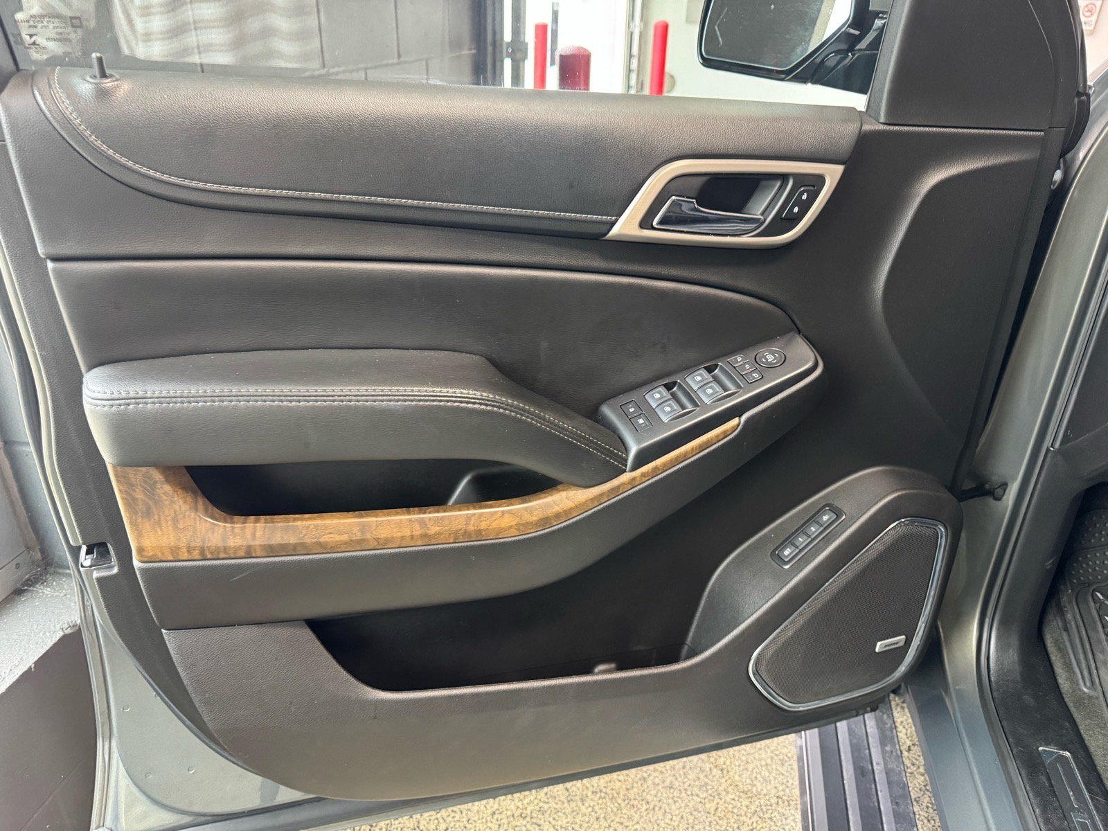 Used 2018 GMC Yukon XL Denali w/ Denali Ultimate Package AWD/4WD image 21