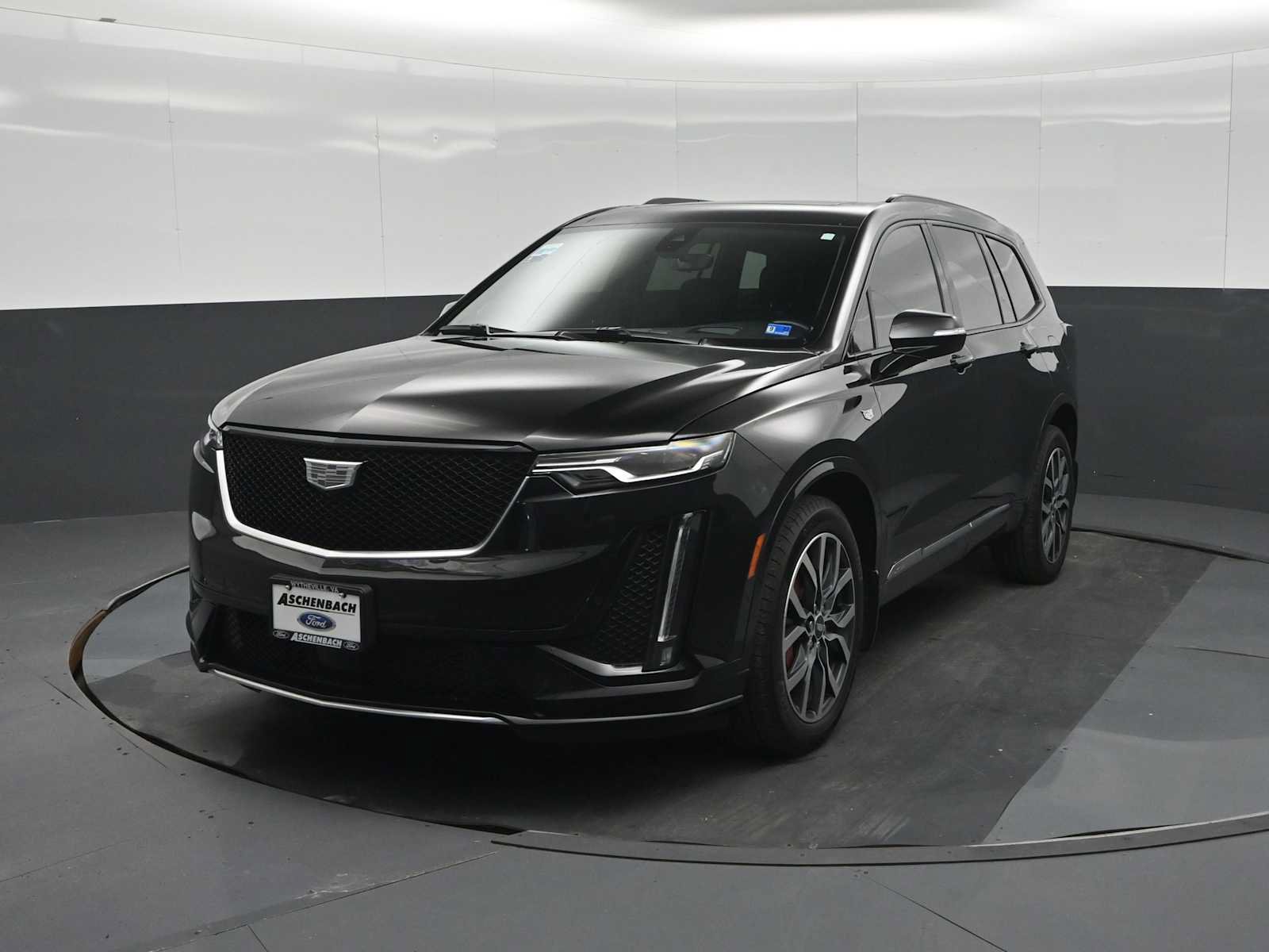 Used 2024 Cadillac XT6 Sport w/ Technology Package AWD/4WD image 5