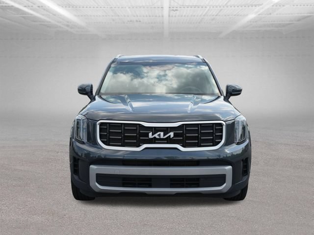 Used 2023 Kia Telluride S FWD image 2