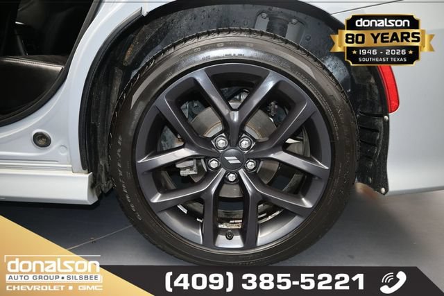Used 2020 Dodge Charger R/T w/ Plus Group RWD image 13