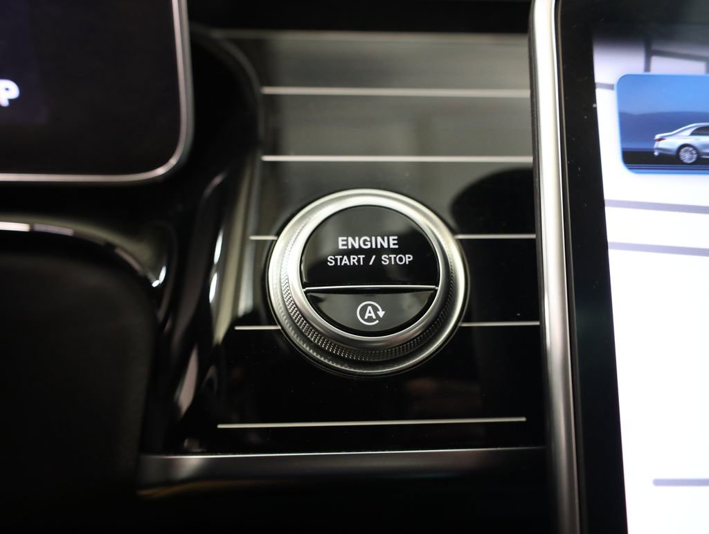 Used 2022 Mercedes-Benz S 500 4MATIC w/ AMG Line Package image 22