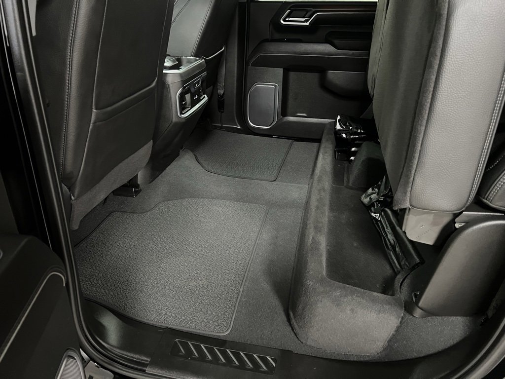 Used 2024 GMC Sierra 3500 Denali w/ Denali Reserve Package image 55