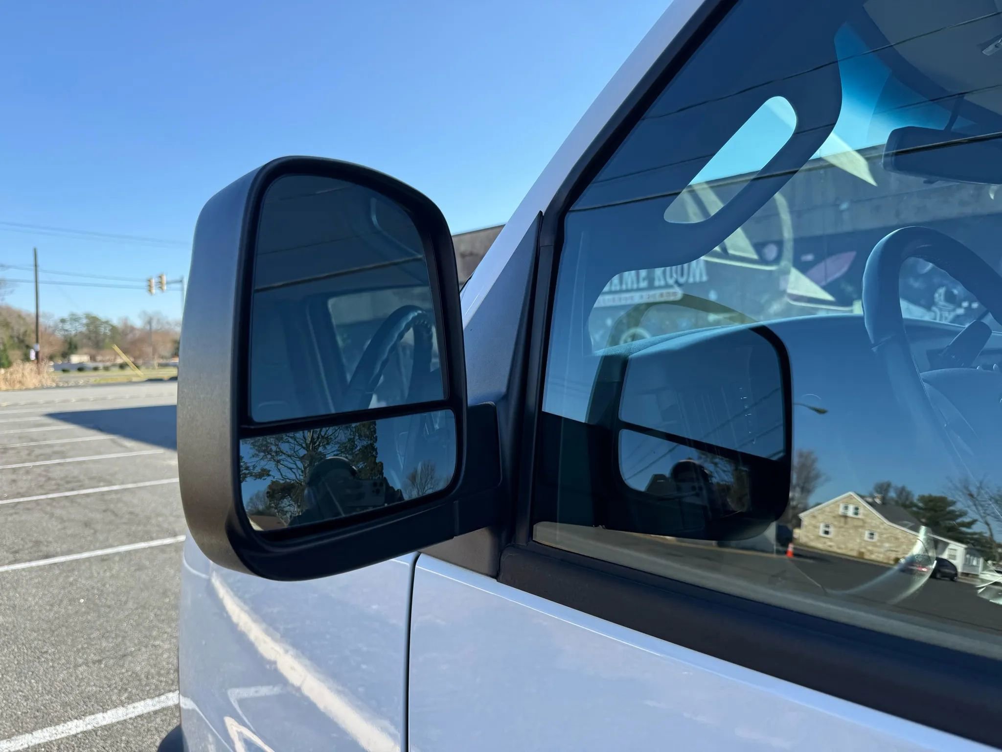 Used 2022 GMC Savana 2500 w/ Communications Package image 39