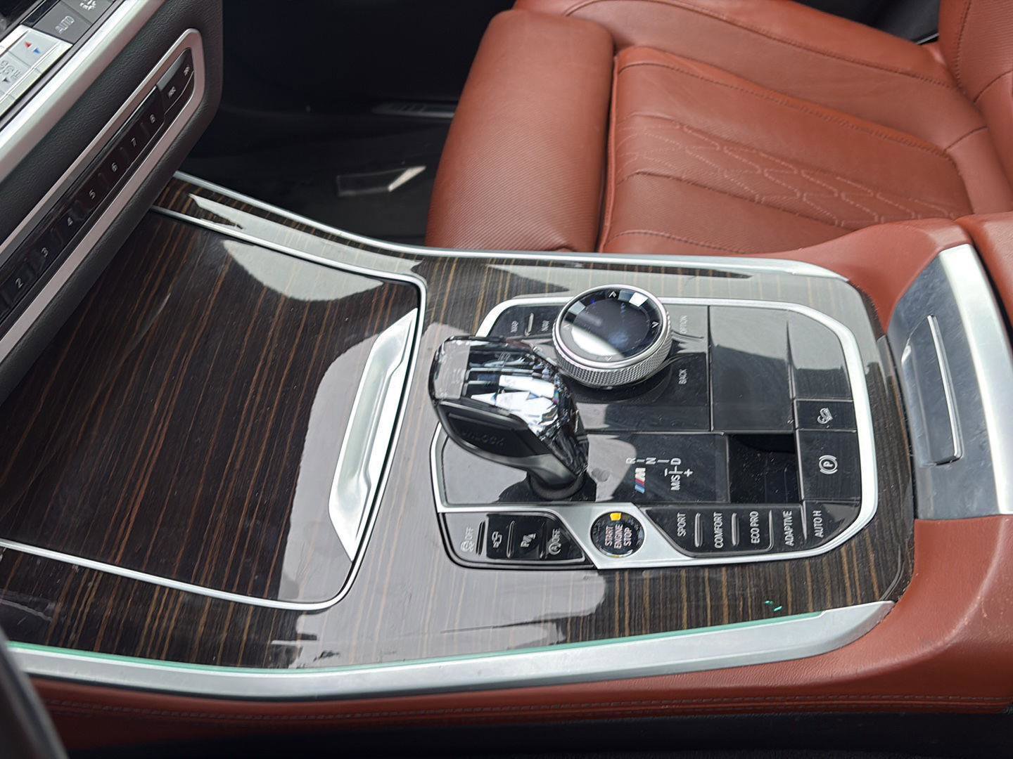 Used 2021 BMW X5 M50i w/ Executive Package image 31