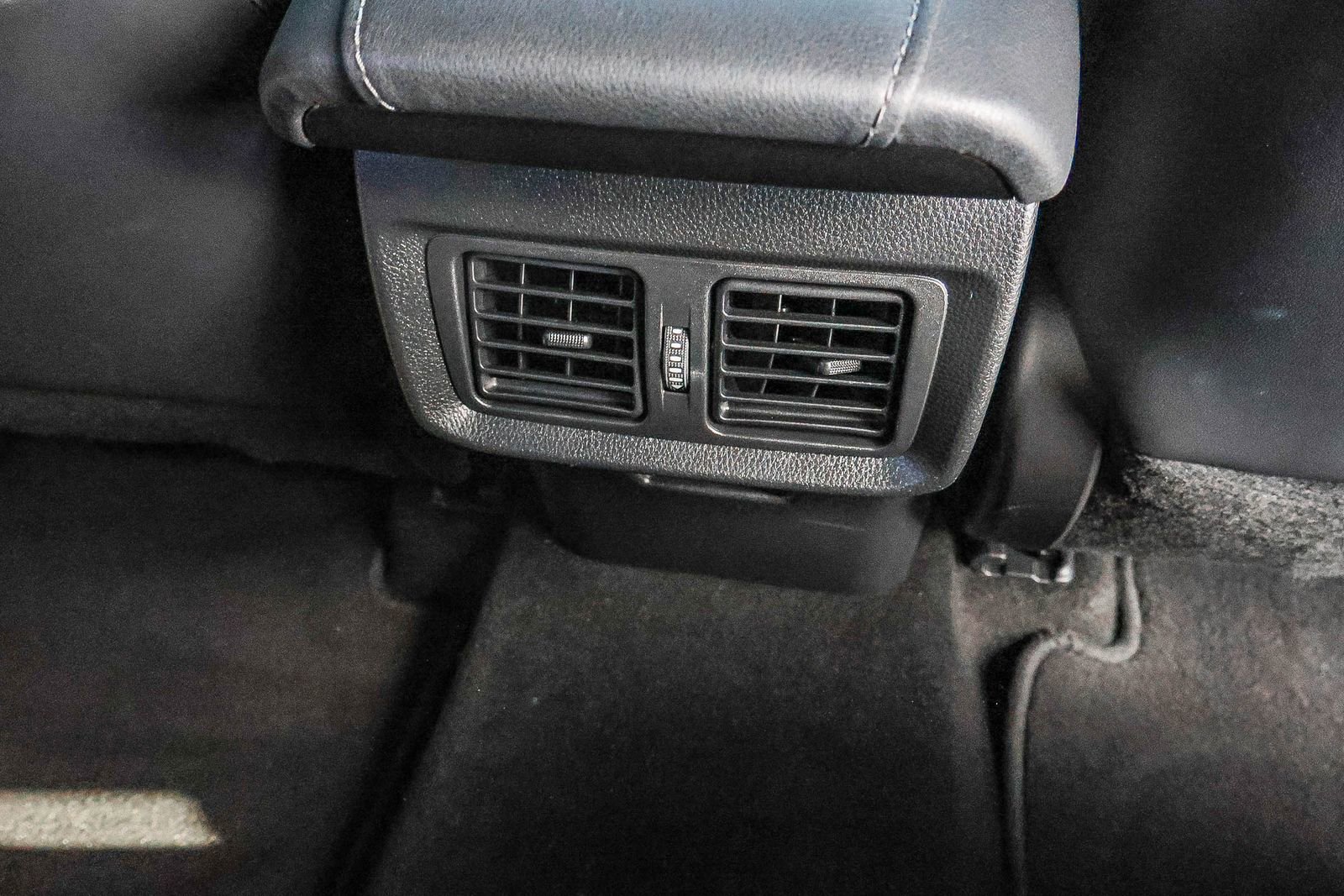 Used 2021 Toyota Venza Limited w/ Advanced Technology Package image 20