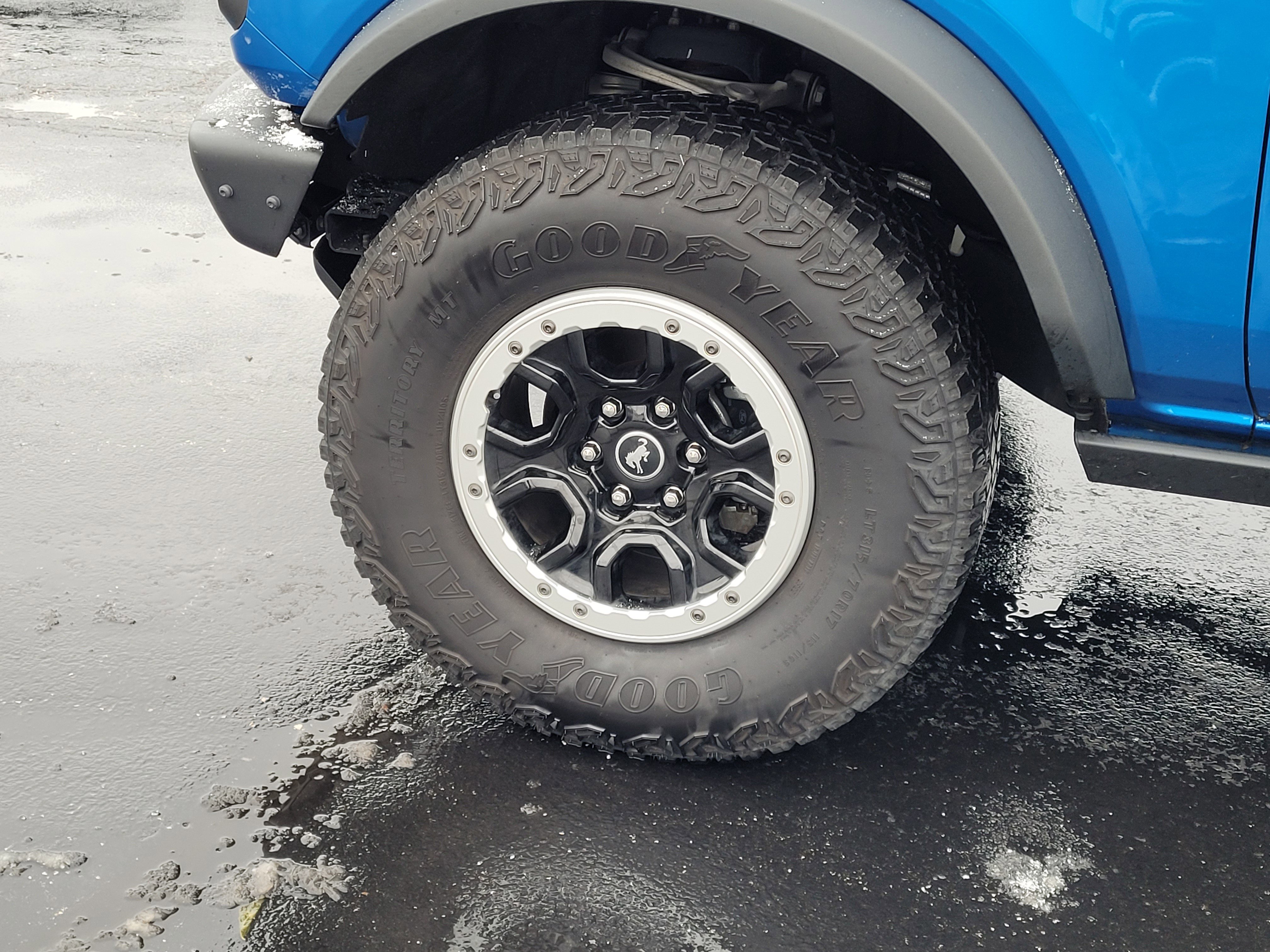 Certified 2022 Ford Bronco Black Diamond w/ Sasquatch Package image 10